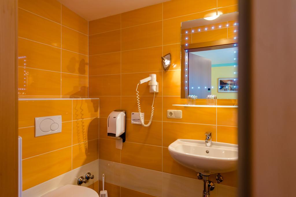 1A Hotel Steiner Judenburg Εξωτερικό φωτογραφία